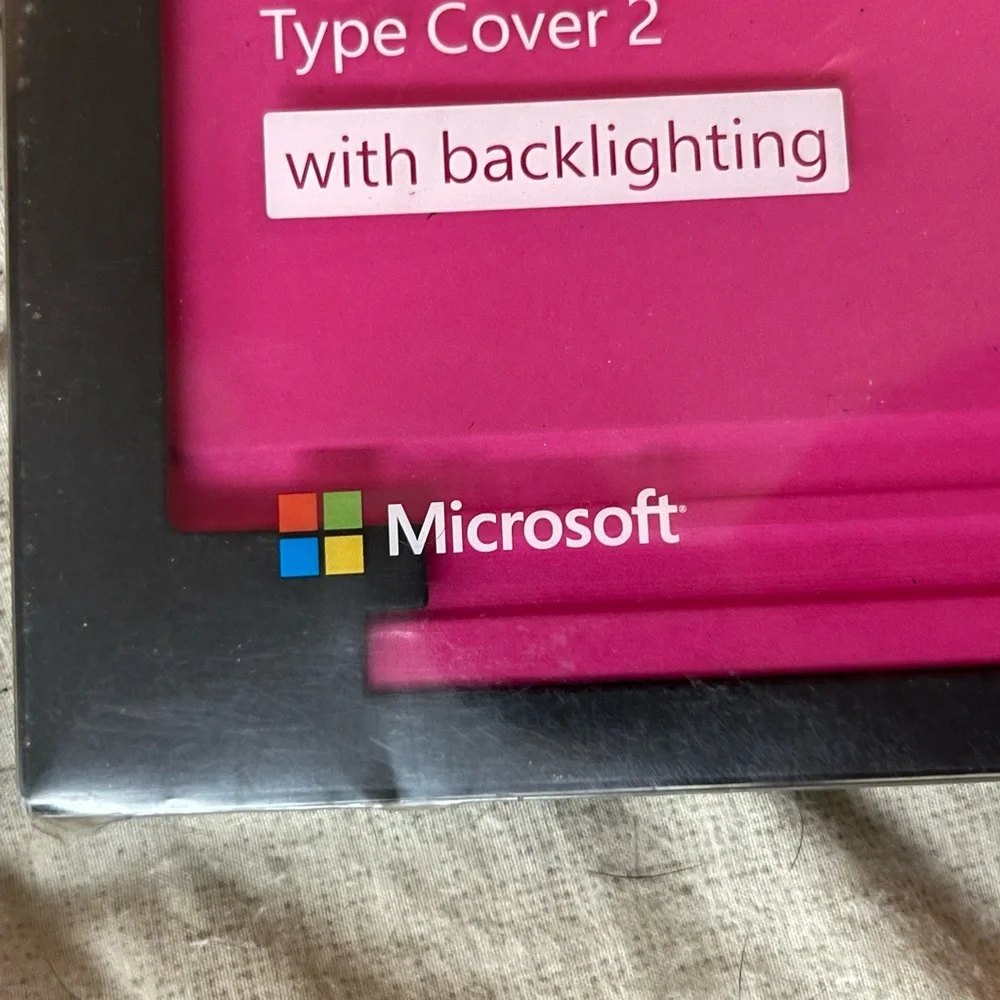 Microsoft Surface RT / 2 / Pro 1 / Pro 2 Type Cover 2 Keyboard 1561 | Pink